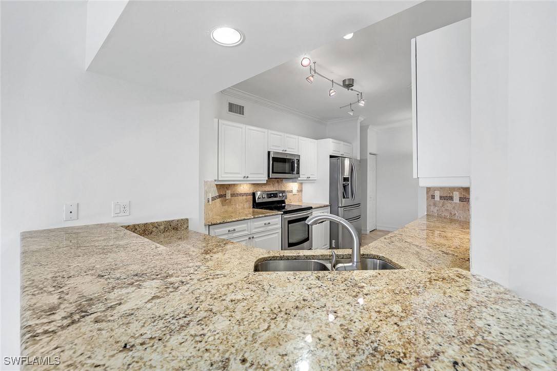Marco Island, FL 34145,255 Waterside CIR #5-102