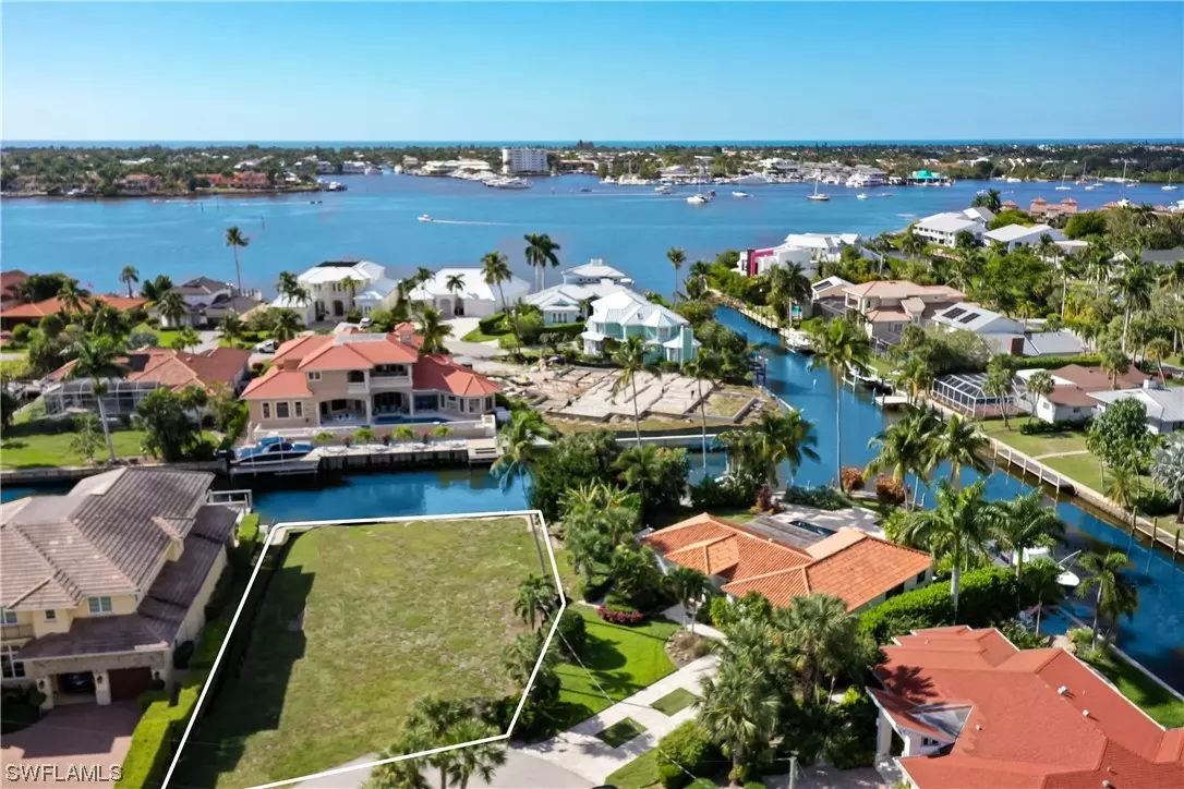 Naples, FL 34102,1510 Mullet LN