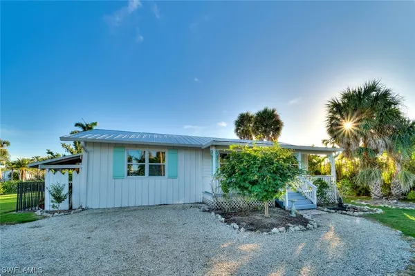 Sanibel, FL 33957,6141 Henderson RD