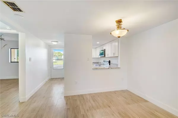 Fort Myers, FL 33908,16320 Dublin CIR #104