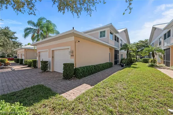 Naples, FL 34110,5620 Sherborn DR #202