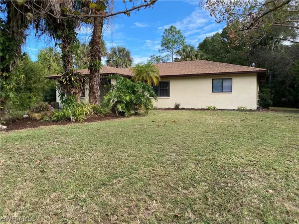 1030 13th ST SW, Naples, FL 34117