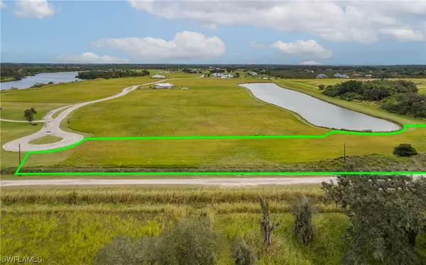 Alva, FL 33920,22700 Yellow Button LN