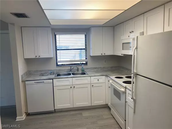 Bonita Springs, FL 34135,27671 Arroyal RD #114