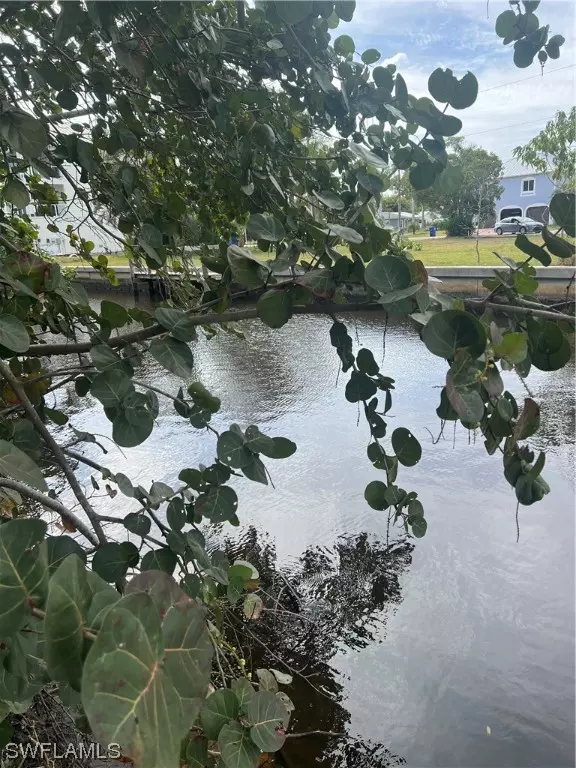 Bonita Springs, FL 34134,27559 Big Bend RD