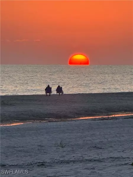 4801 Tradewinds DR, Sanibel, FL 33957