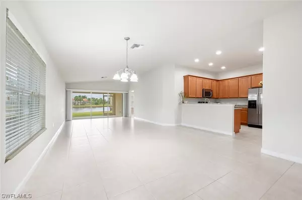 Naples, FL 34114,8607 Genova CT