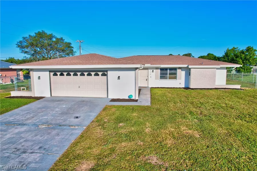 313 Inman ST, Lehigh Acres, FL 33936