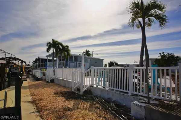 St James City, FL 33956,3752 Cherry LN