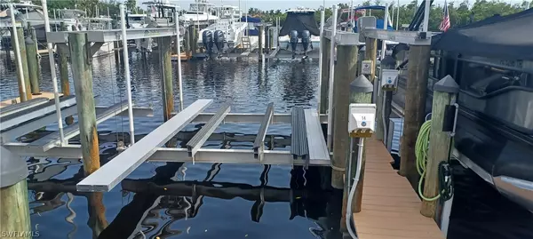 4751 Bonita Beach RD, Bonita Springs, FL 34134