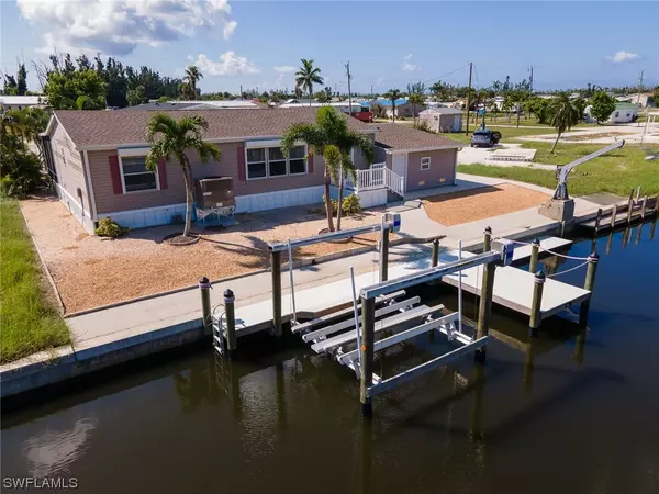 4922 Sandpiper DR, St James City, FL 33956