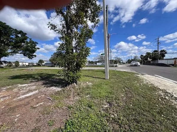 Fort Myers, FL 33916,170 Catalina ST