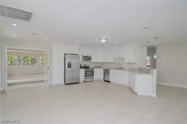 St James City, FL 33956,2561 ROSE AVE