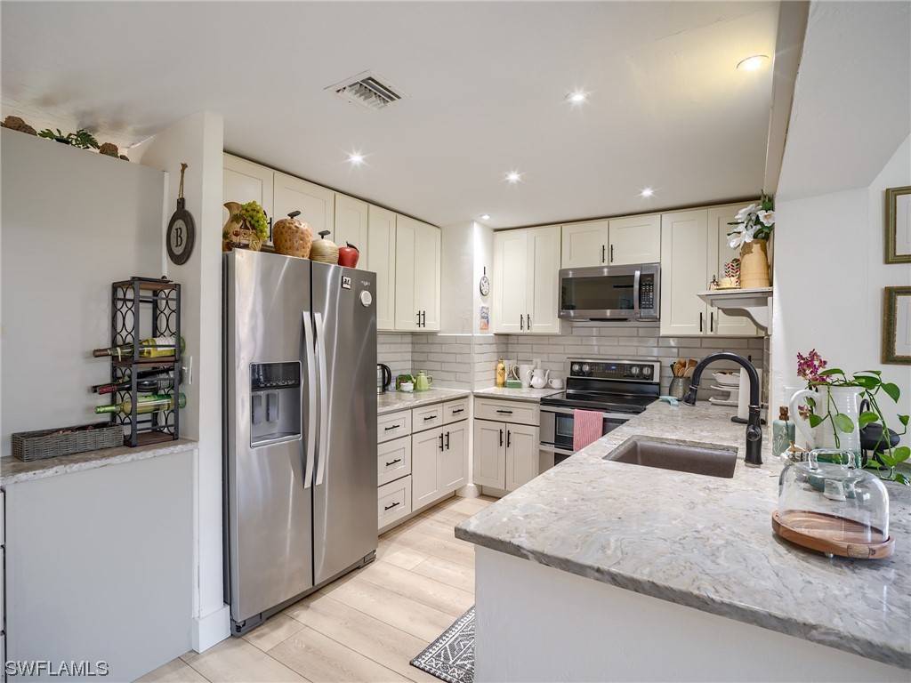 Bonita Springs, FL 34134,27628 Franklin ST