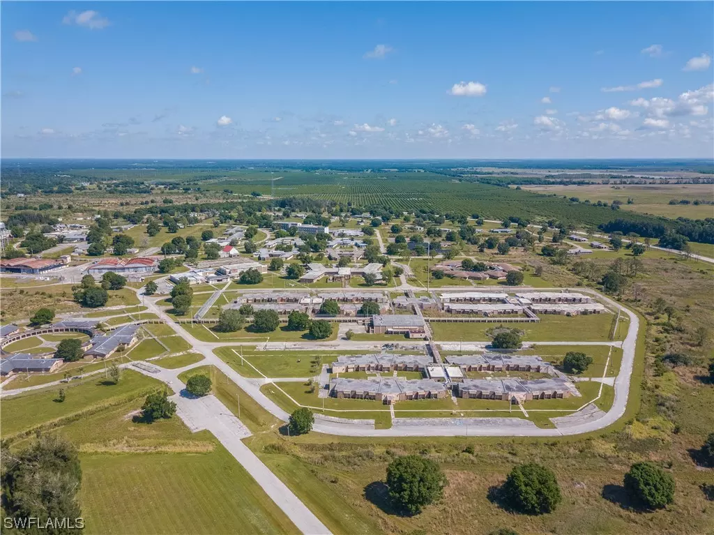 Arcadia, FL 34266,5871 SE Highway 31 #12