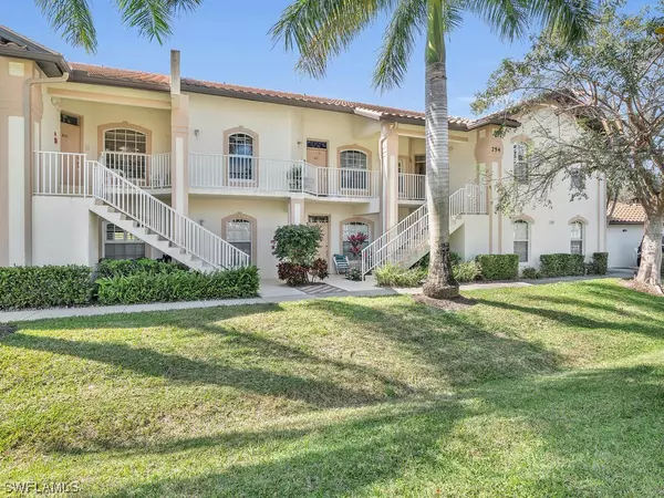 Naples, FL 34114,254 Newport DR #412