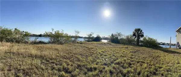 Cape Coral, FL 33909,1800 NE 3rd CT