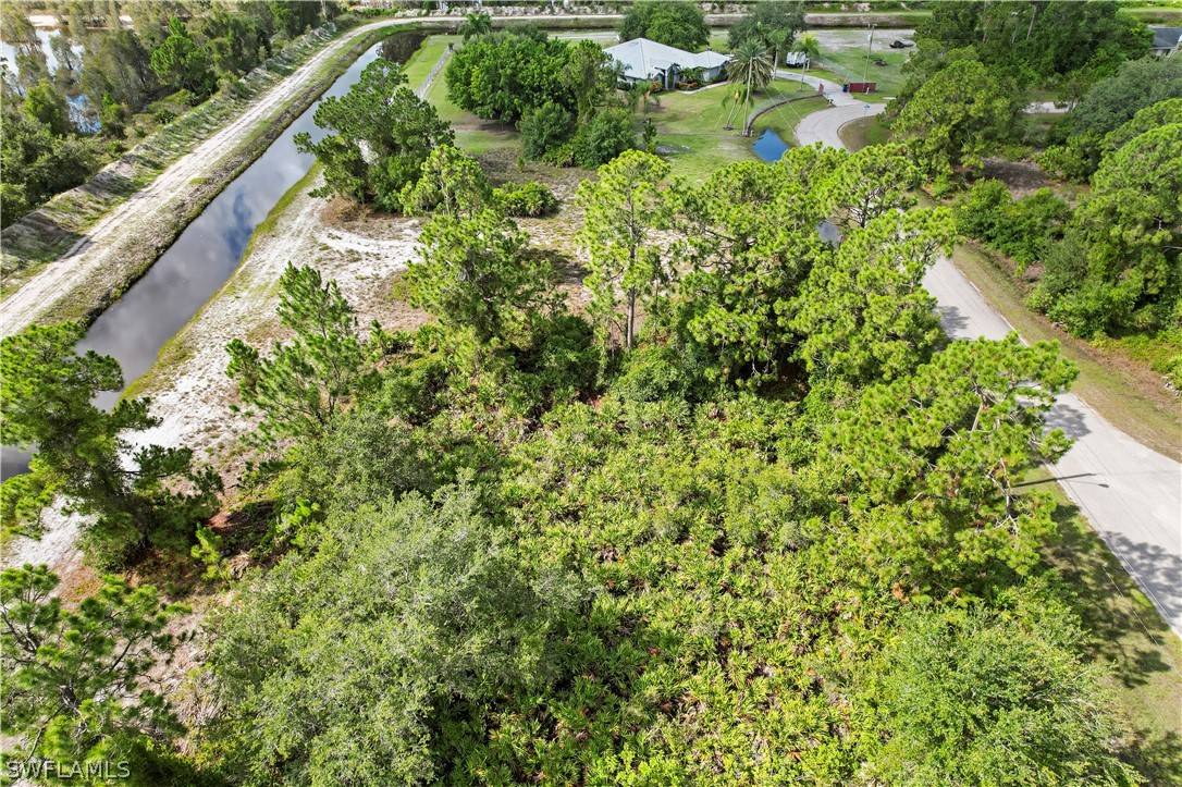 Fort Myers, FL 33913,1267 Naples AVE S