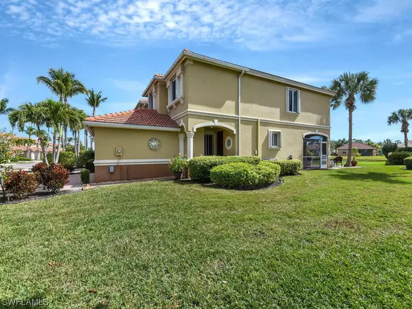 Cape Coral, FL 33909,2414 Laurentina LN