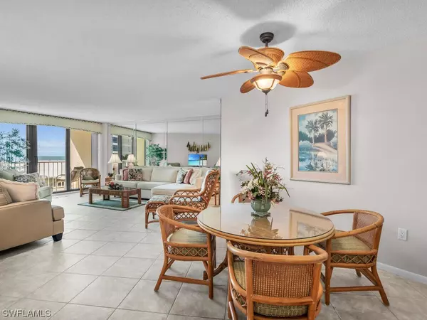Marco Island, FL 34145,320 Seaview CT #304