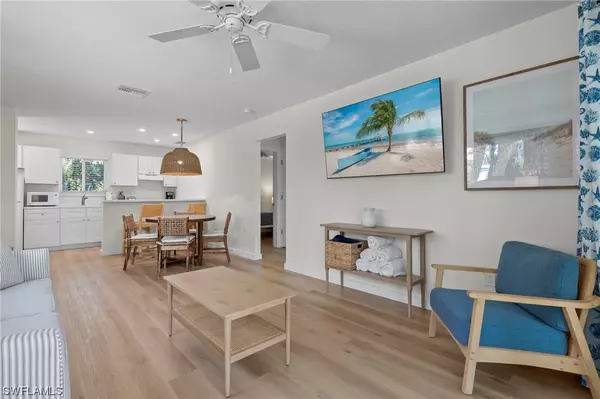 Sanibel, FL 33957,711 Donax ST