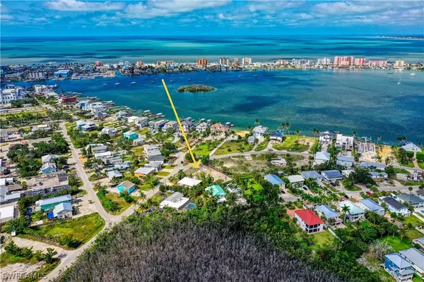 Fort Myers Beach, FL 33931,961 San Carlos CT