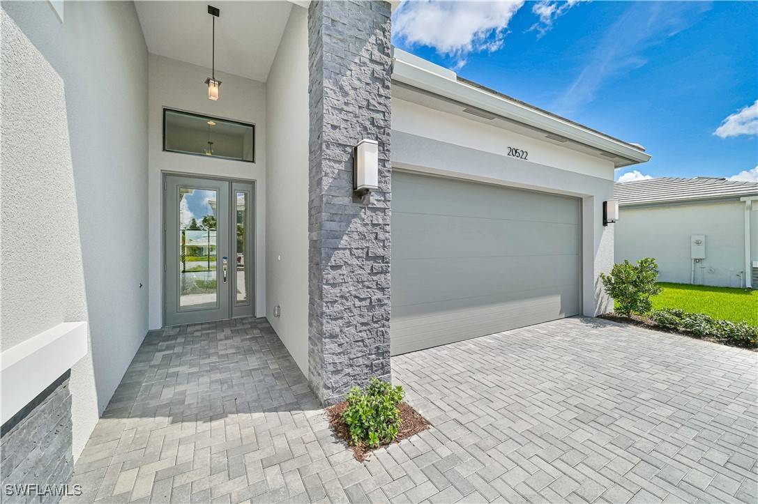 Estero, FL 33928,20522 Fair Oak LN