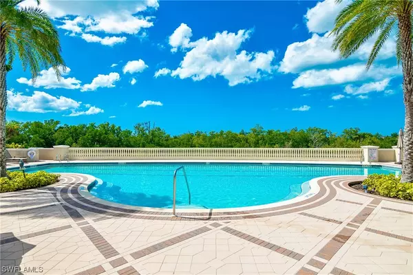 Naples, FL 34108,7575 Pelican Bay BLVD #1502