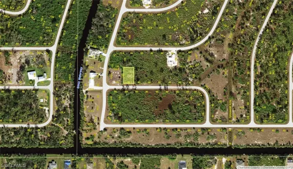 Port Charlotte, FL 33981,13038 Mallen ST