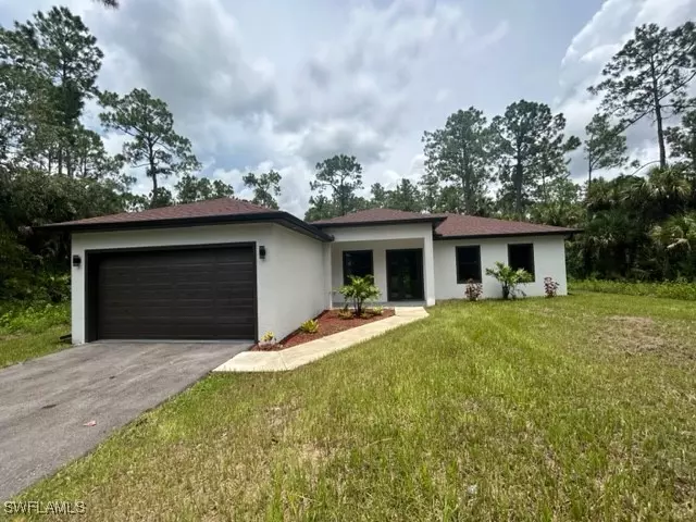 4819 16th AVE SE, Naples, FL 34117