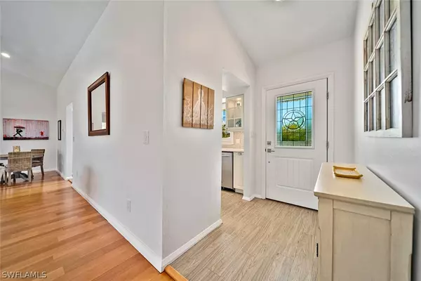 Sanibel, FL 33957,1376 Sand Castle RD