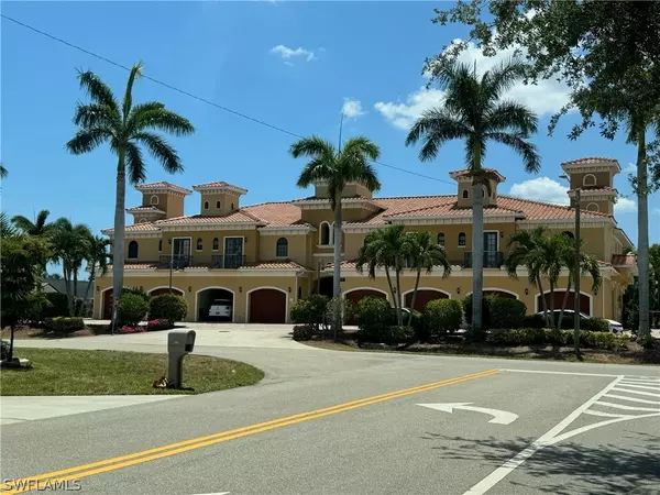 4910 SW 17th PL #7-B,  Cape Coral,  FL 33914