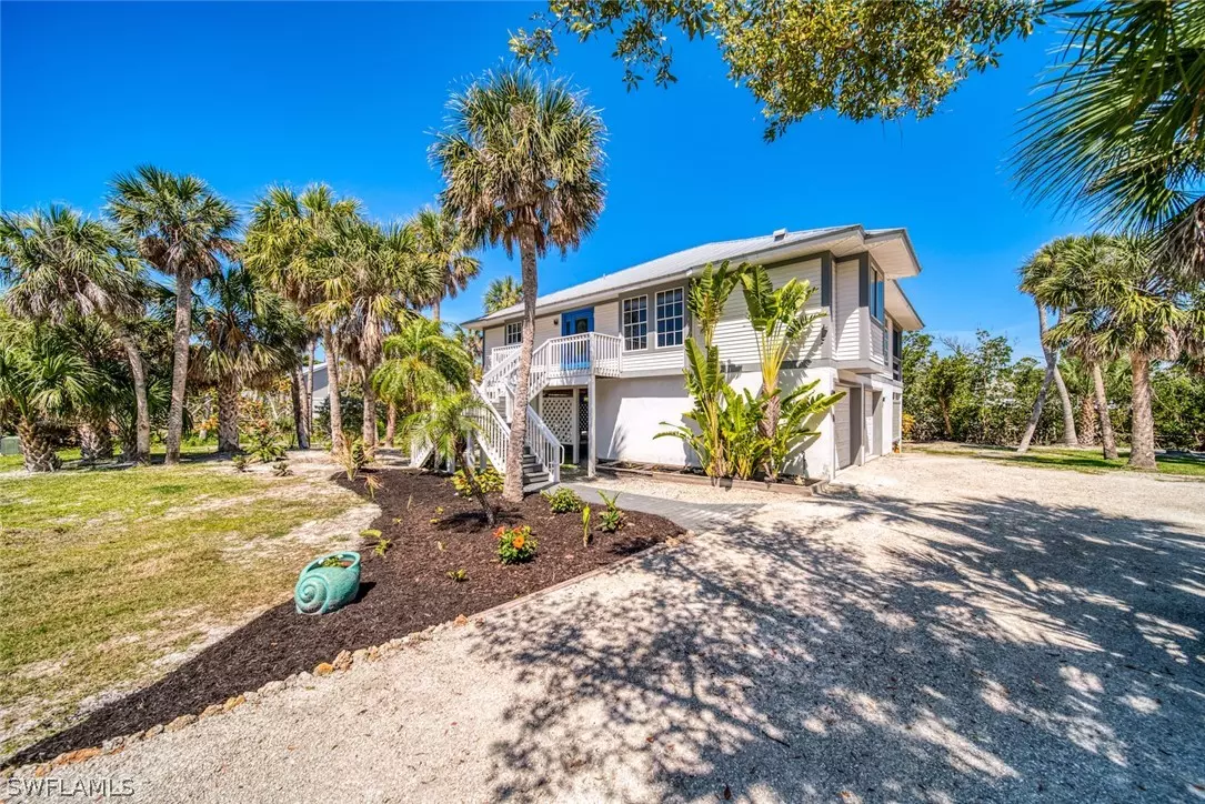 Sanibel, FL 33957,6424 Pine AVE
