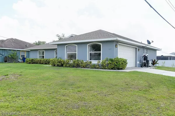 2619 45th ST SW, Lehigh Acres, FL 33976