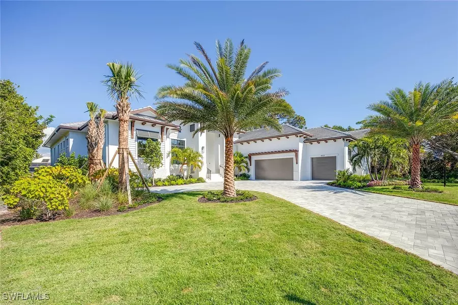 4112 Willowhead WAY, Naples, FL 34103