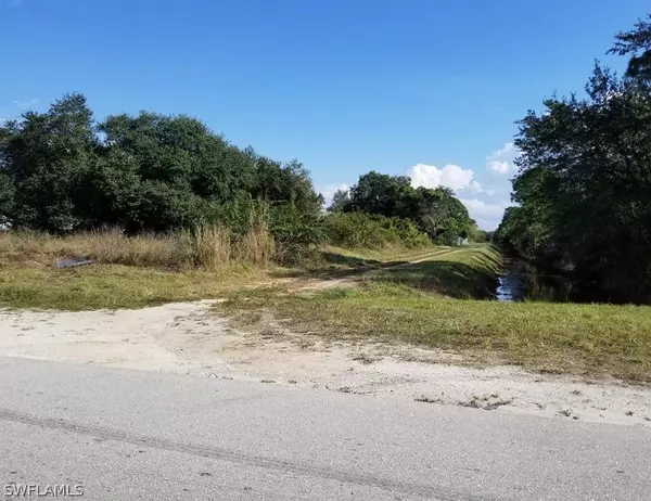 Lehigh Acres, FL 33973,4549-4551 28th ST SW