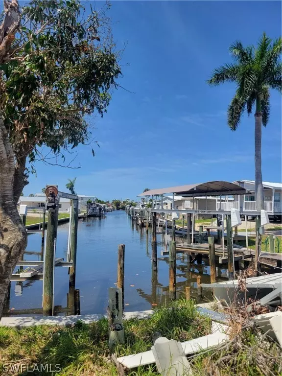 Fort Myers Beach, FL 33931,17580 Stevens BLVD