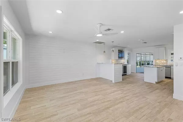 St James City, FL 33956,2596 Baybreeze ST