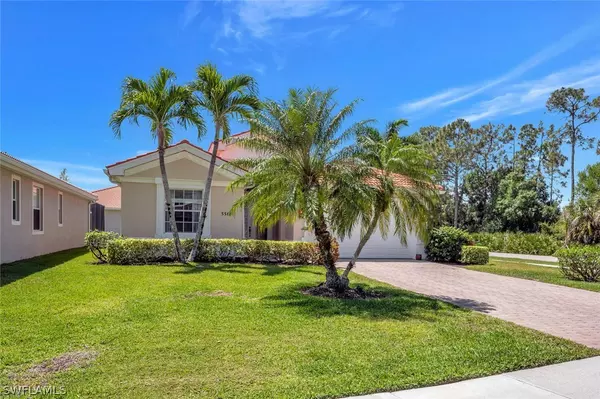 Naples, FL 34104,5568 Lago Villaggio WAY