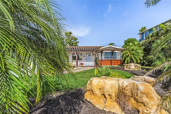 St James City, FL 33956,2579 Sanibel BLVD