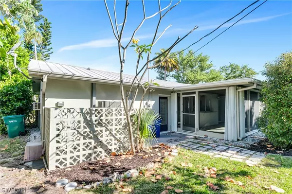 Fort Myers, FL 33908,15497 Copra LN