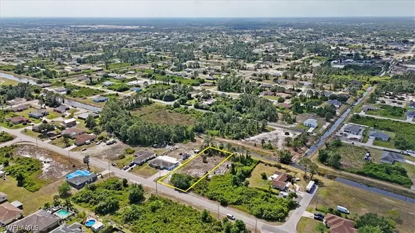 Lehigh Acres, FL 33976,2613 31st ST SW