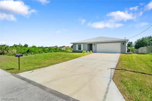 Lehigh Acres, FL 33971,2711 64th ST W