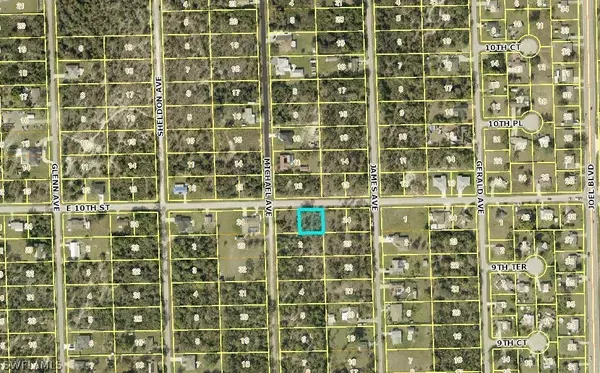 2002 E 10th ST, Lehigh Acres, FL 33936