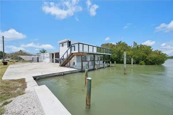 Goodland, FL 34140,305 Pear Tree AVE