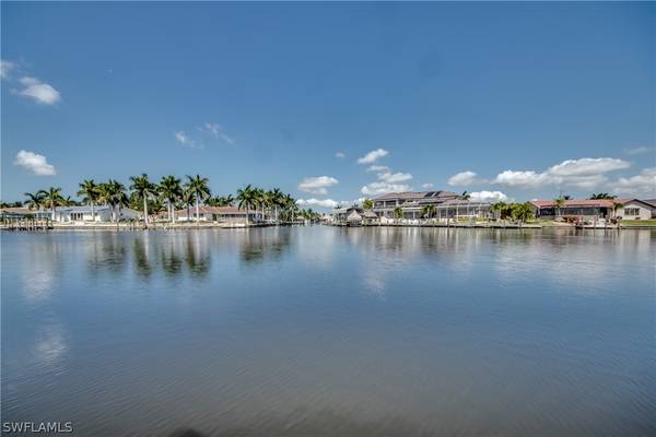 Cape Coral, FL 33904,4918 Santa Monica CT