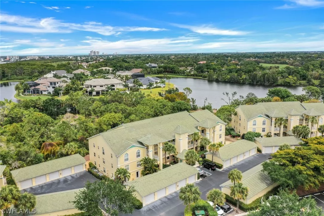 Naples, FL 34110,15505 Cedarwood LN #204