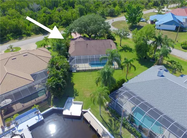 Cape Coral, FL 33990,1952 SE 21st CT