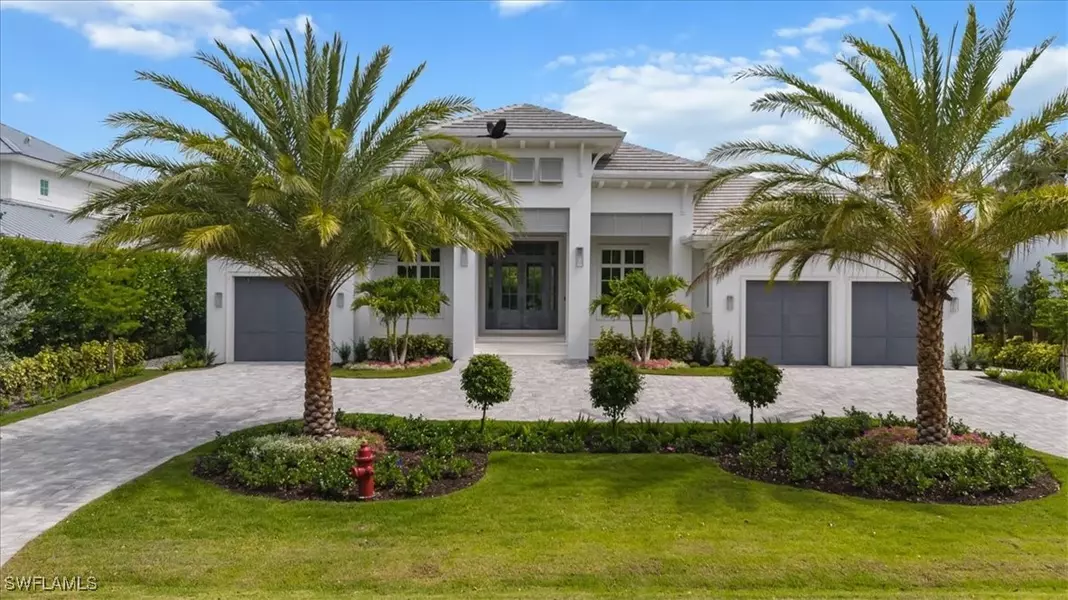 375 Bow Line DR, Naples, FL 34103
