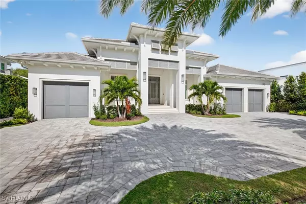 Naples, FL 34103,375 Bow Line DR